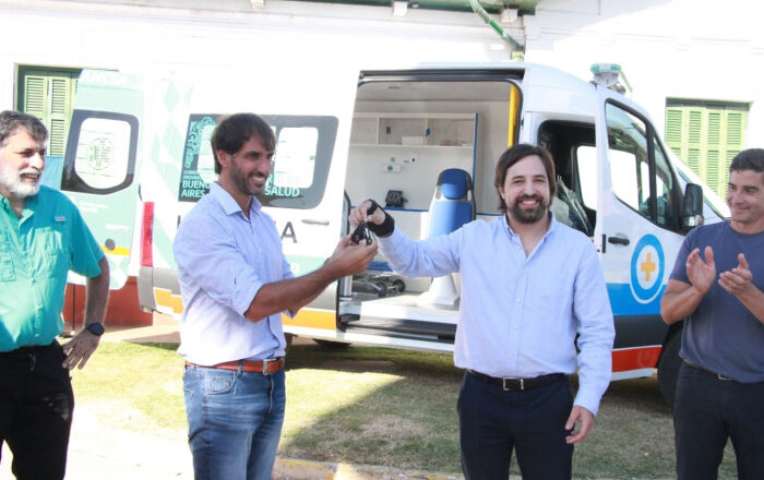 Salud inició la distribución de 52 nuevas ambulancias en toda la Provincia