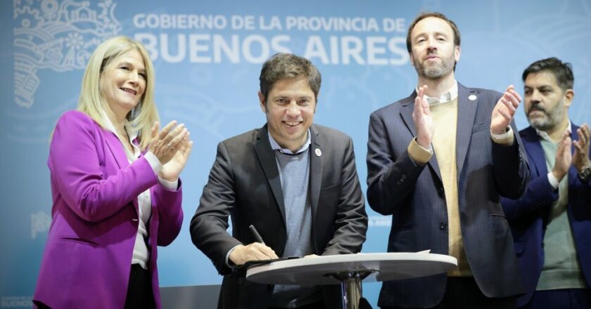 Axel Kicillof se comprometió a acompañar a los 135 municipios. “La Provincia no abandona”