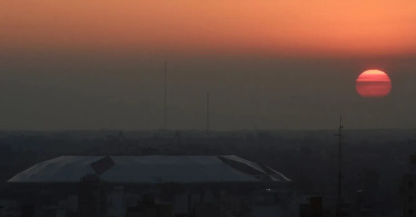 El humo de los incendios en Brasil y Bolivia llegará a Berisso este lunes