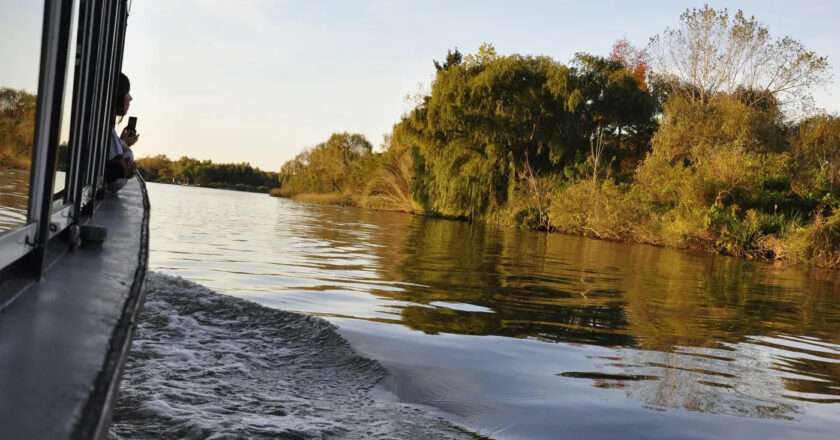 Paseo en yate y navegación a vela en el Río de la Plata: las atractivas propuestas de Berisso