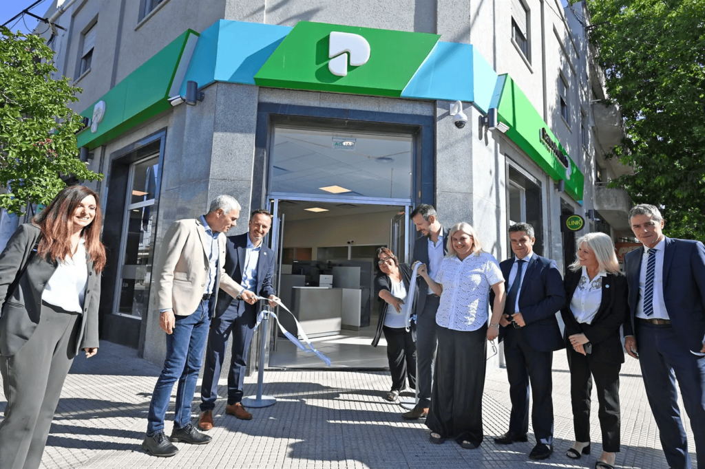 El Banco Provincia reinauguró dos sucursales claves para la región