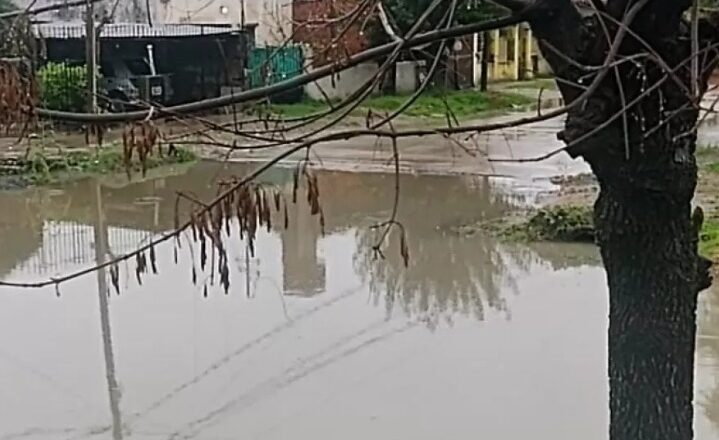 “A la deriva”: obras abandonadas que perjudican a los vecinos de Villa Nueva