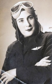 Irma Soledad Pintos: La «Niña Aviadora», la Berissense que Conquistó los Cielos Argentinos