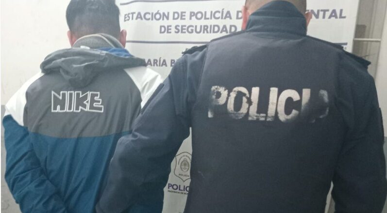 Borracho quería pelear con los vecinos