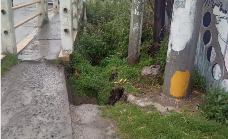 Preocupación por socavón en el puente de la 66