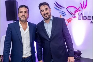 El oscuro pasado del candidato libertario en Berisso: de millonarias deudas a contratos con YPF