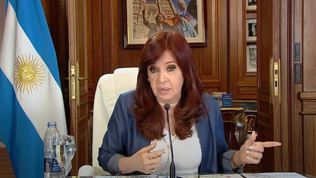 Cristina Kirchner denunció el «secuestro» de Maduro y advirtió sobre el retorno de la política del «Gran Garrote» de EE.UU.
