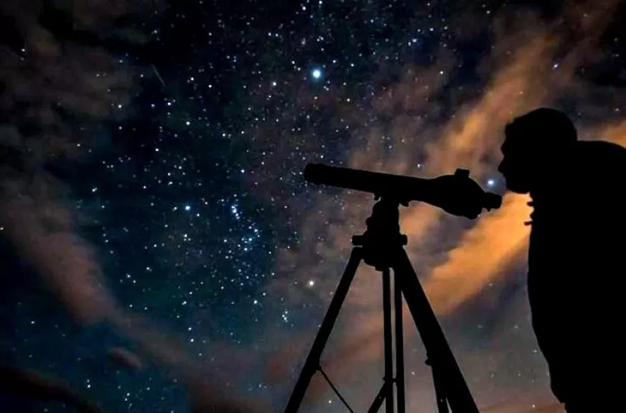 Observación astronómica en el Parque Ambiental Municipal
