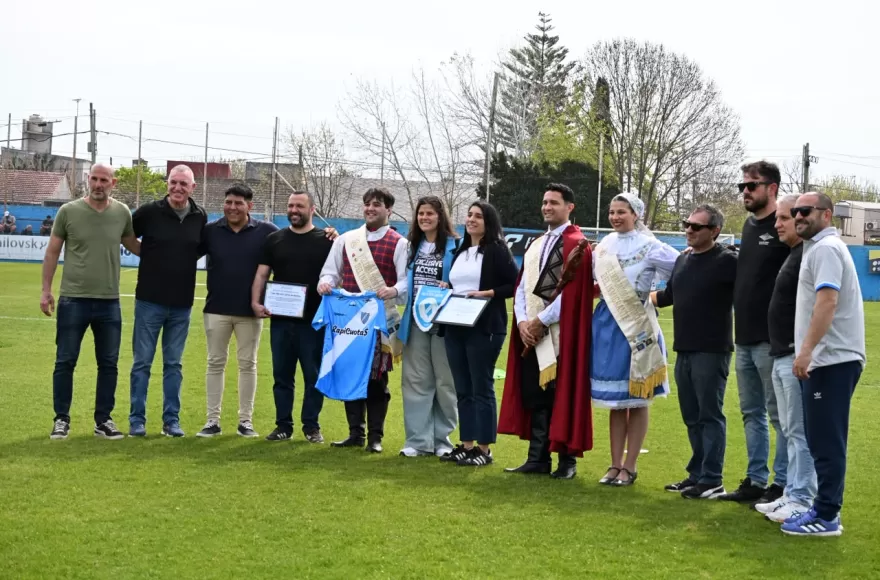 Encuentro institucional entre la Asociación de Entidades Extranjeras y el Club Atlético Villa San Carlos
