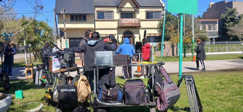 “En el barro” eligió nuevamente Punta Lara para grabar la tercera temporada: qué lugar usaron de “hotel” | El Dia