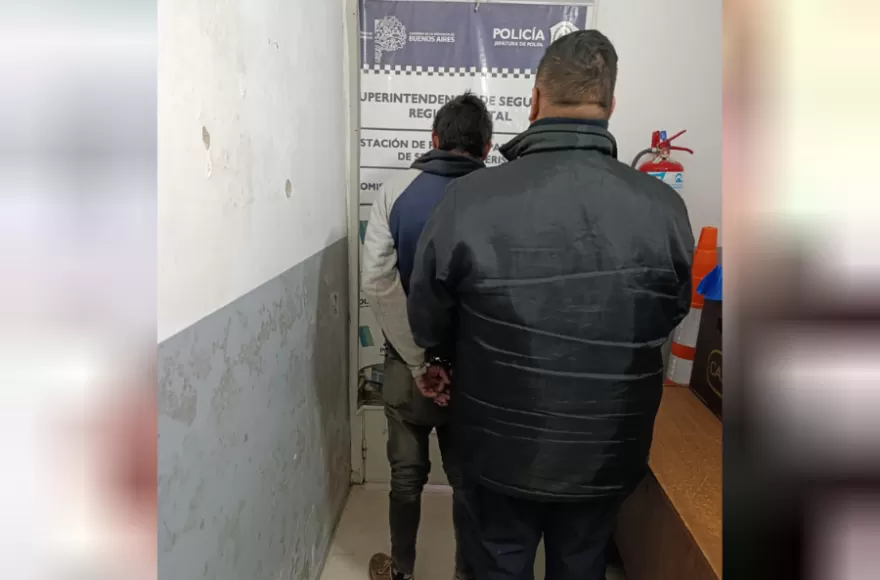 ¿No tenía señal? un aprehendido tras ser encontrado trepado a un poste de telefonía
