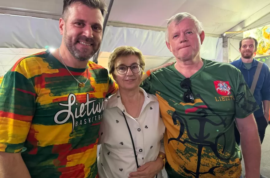 Llegaron desde Lituania y eligieron Berisso: “Querían conocer de qué se trataba la Fiesta del Inmigrante”