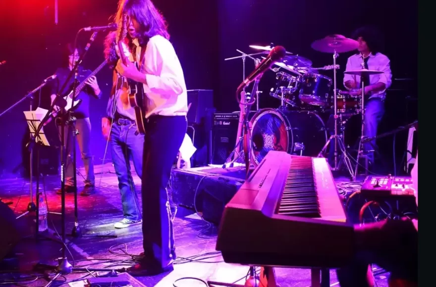 Peteribí llevó el rock de Berisso a la escena porteña