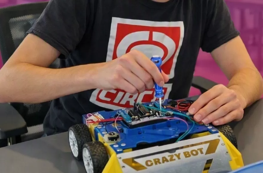 Últimos cupos para aprender Robótica y Arduino en Berisso
